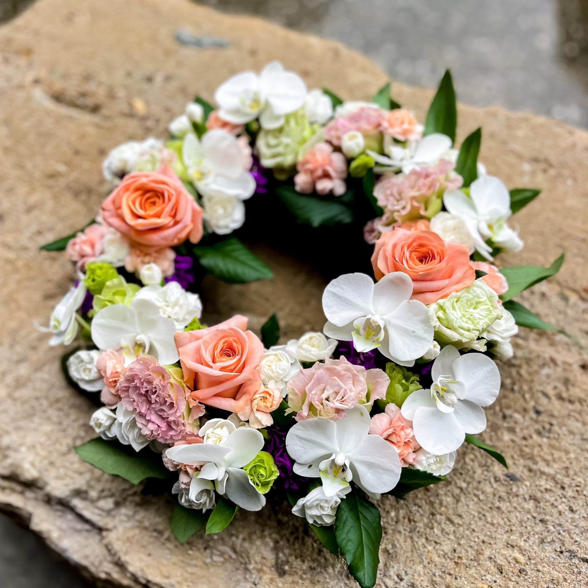 Half Rounded Polystyrene Ring 30cm - The Mulberry Bush